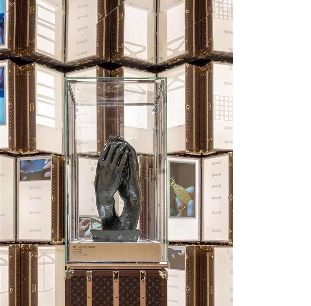 1930s Louis Vuitton Wardrobe Trunk | Antique Monogram Canvas | Pre-War Brass Hardware | Museum-Grade Interior | Rare Collector Piece