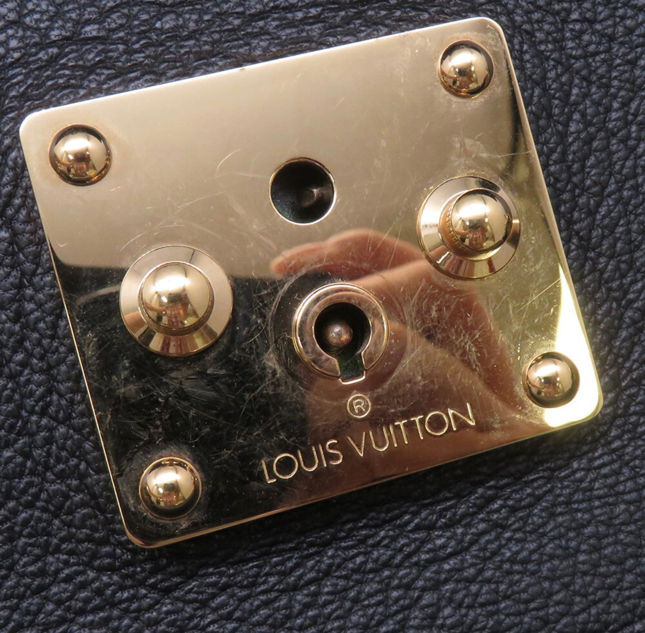 Louis Vuitton Sari Leather Extravagant Boston Bag M91800 Noir Gold Studded Rare Vintage Runway Icon LV Black Stud Boston Bag