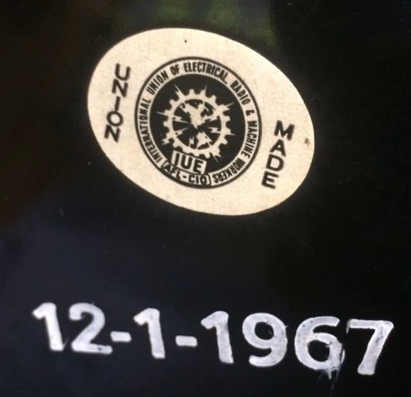 Vintage 1967 CHANEL Store Neon Sign – Authentic Boutique Display Lightbox CC Logo – Rare Collector’s Interior Art