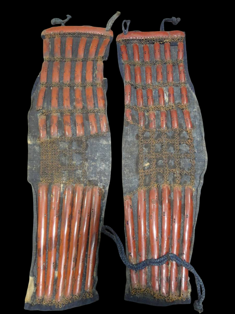 Aka-Odoshi Style Gusoku Display Armor | Horned Kabuto + Menpo Mask | Japanese Samurai Armor Art Object