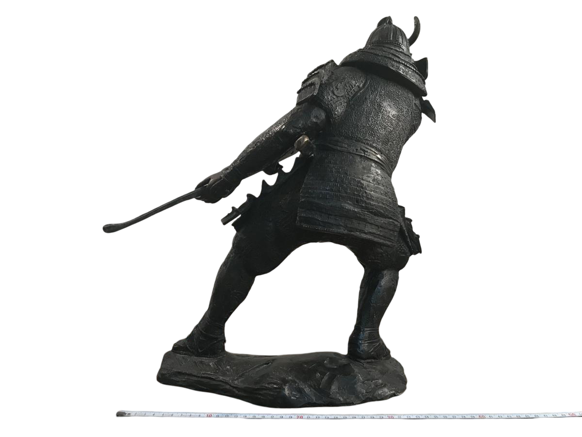 Uesugi Kenshin Samurai Warrior Bronze Sculpture | Dynamic Sengoku Warlord Figure | Heavy Metal Statue, 52 cm (15.6 kg)