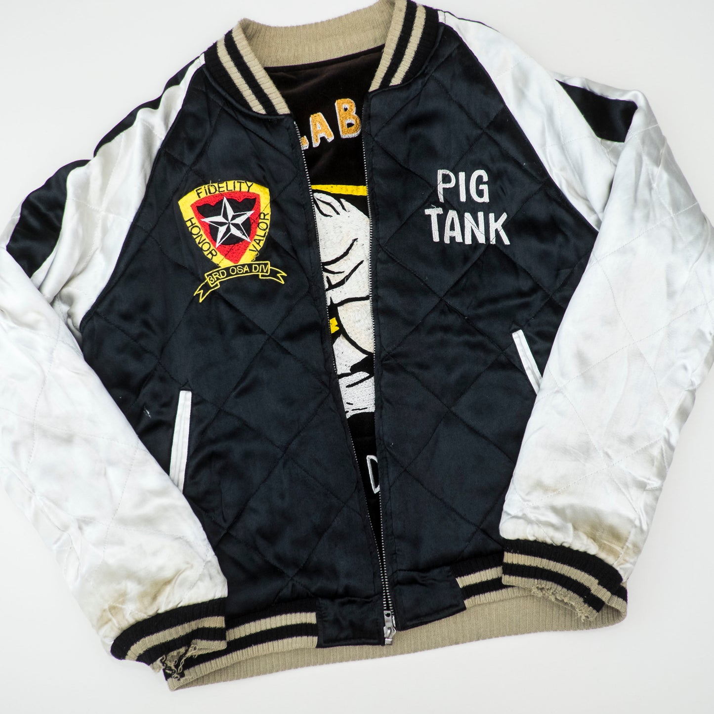Vintage Studio D’Artisan ALABUTA Pig Tank Reversible Sukajan Size M Embroidered Velveteen Osaka Souvenir Jacket