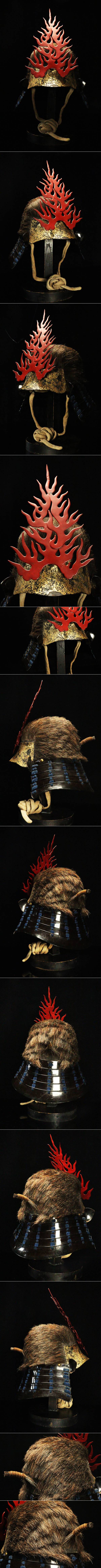 Edo Period Kawari Kabuto with Flaming Crest | Rare Daimyō-Style Samurai Helmet Art | Museum-Grade Japanese Armor