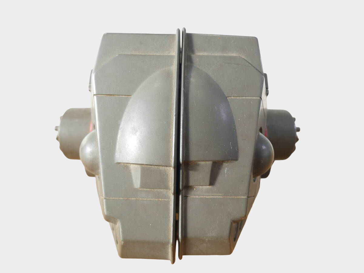 Horikawa COSMIC FIGHTER Electric Robot Japan — 1970s Showa Plastic Space Robot (Display)