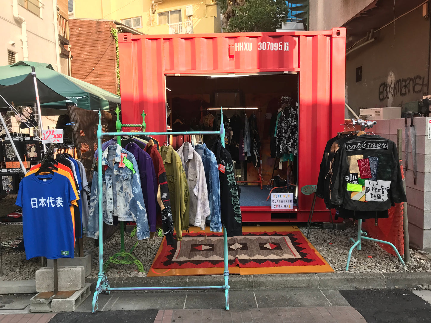 Premium Design Japanese Japan Vintage Levi's Half-half Blue Handmade Custom One and Only One Cote Mer Upscale Upcycle Sustainable Street Fashion Embroidered Embroidery Kimono Obi Boro Remake Souvenir Sukajan Reversible Denim Jacket ( Size : XL )