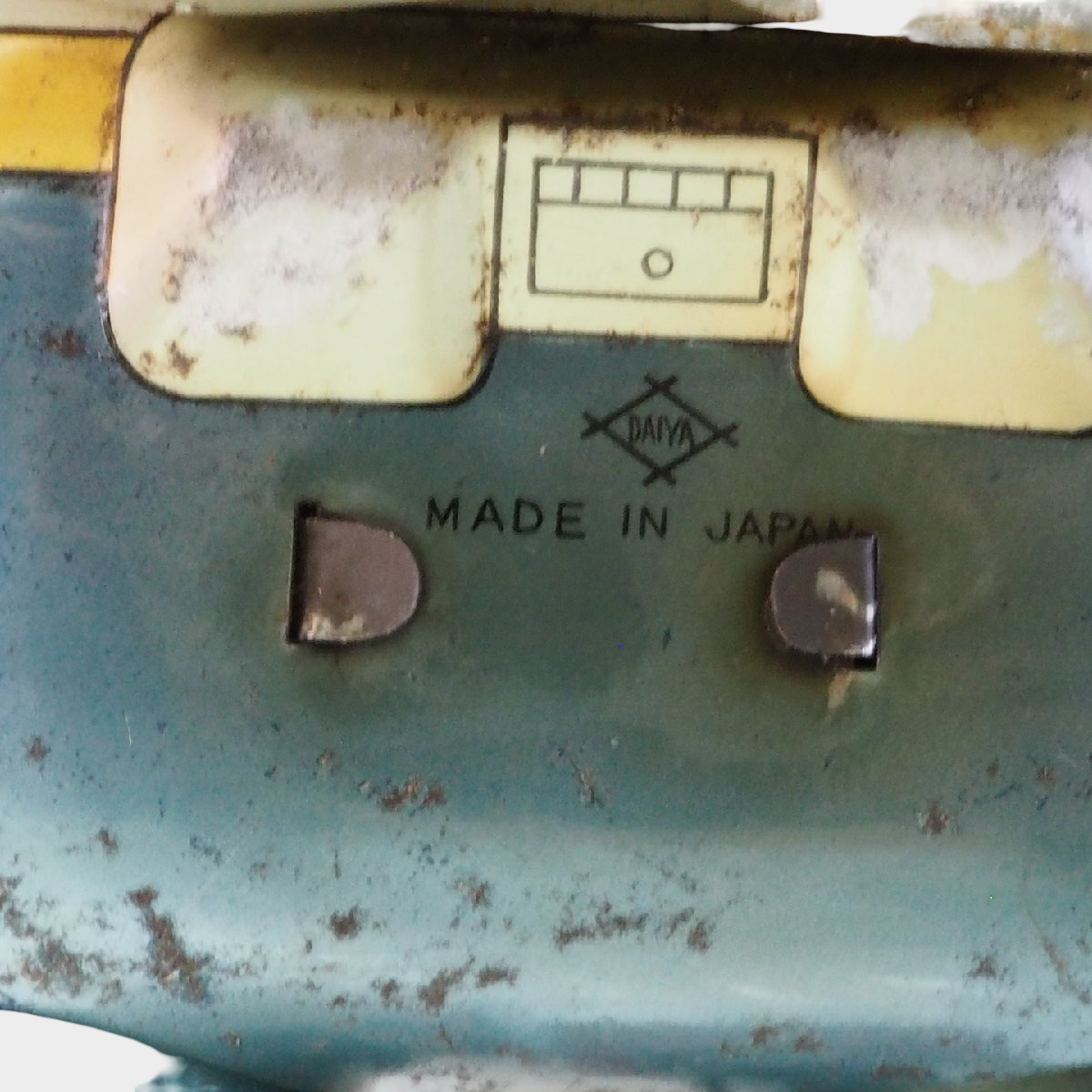 DAYA Large Astronaut Electric Tin Toy Japan 1960s — Space Age Battery-Op Robot with Dome Helmet