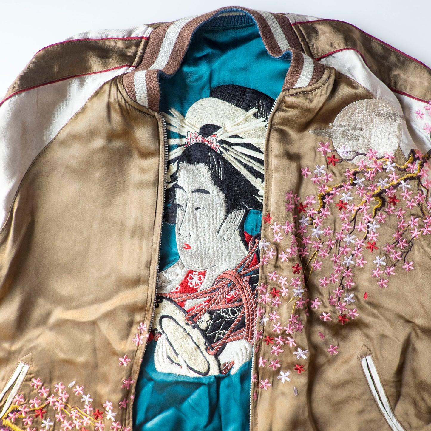 Vintage Japanese Japan Geisha Maiko Oiran Taiko Sharaku Ukiyoe Skull Red Black Embroidered Yokosuka Jumper Bomber Sukajan Souvenir Jacket S