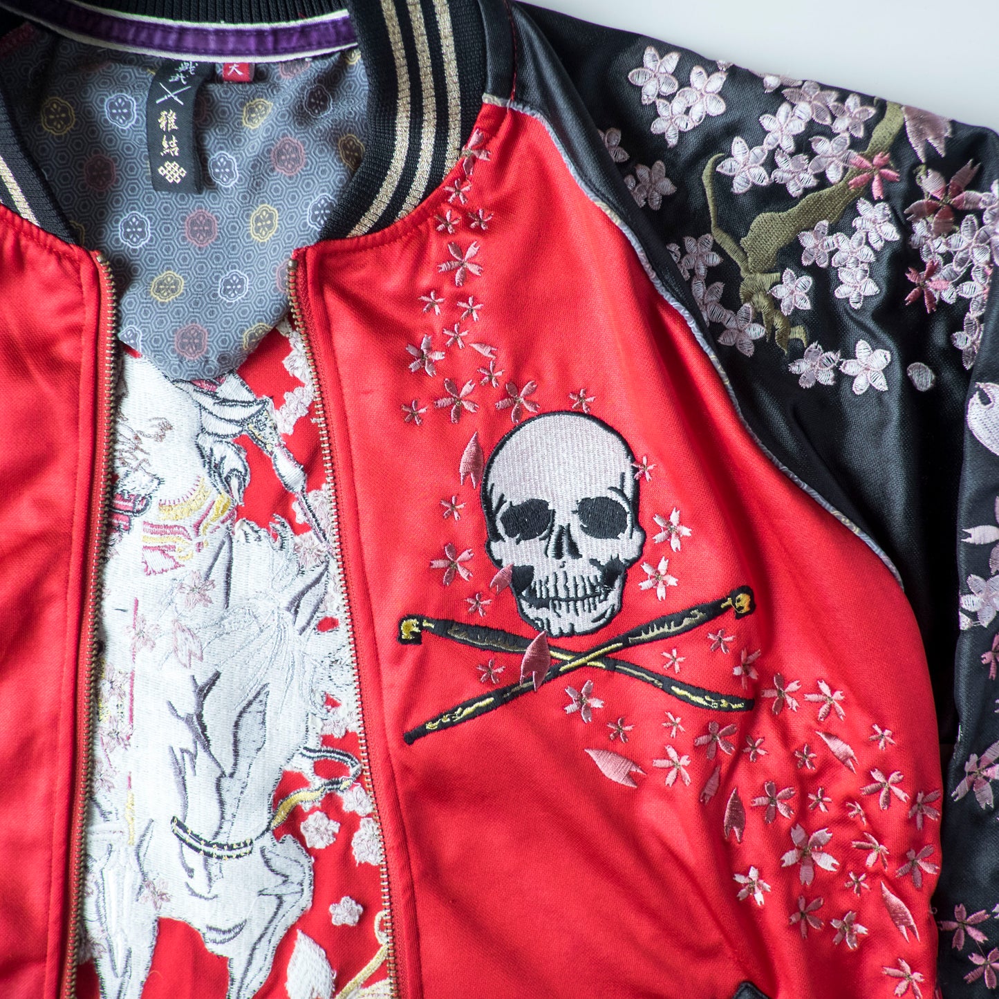 Vintage Japanese Japan Samurai Musha Sakura Cherry Blossoms Punk Rock Skull Red Embroidered Yokosuka Jumper Bomber Sukajan Souvenir Jacket