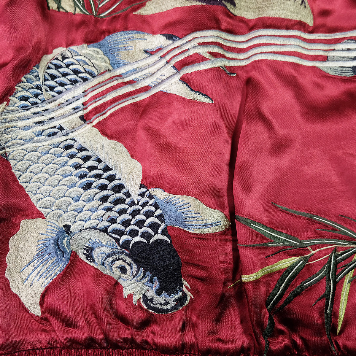 Vintage Japanese Japan Koi Carp Fish Sakura Cherry Blossoms Tattoo Art Design Embroidered Yokosuka Jumper Bomber Sukajan Souvenir Jacket M