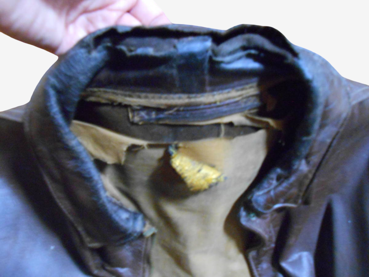 Vintage WWII WW2 A-2 Flight Jacket Poughkeepsie Horsehide Queen Of Tarts Pin Up Painted Varnished