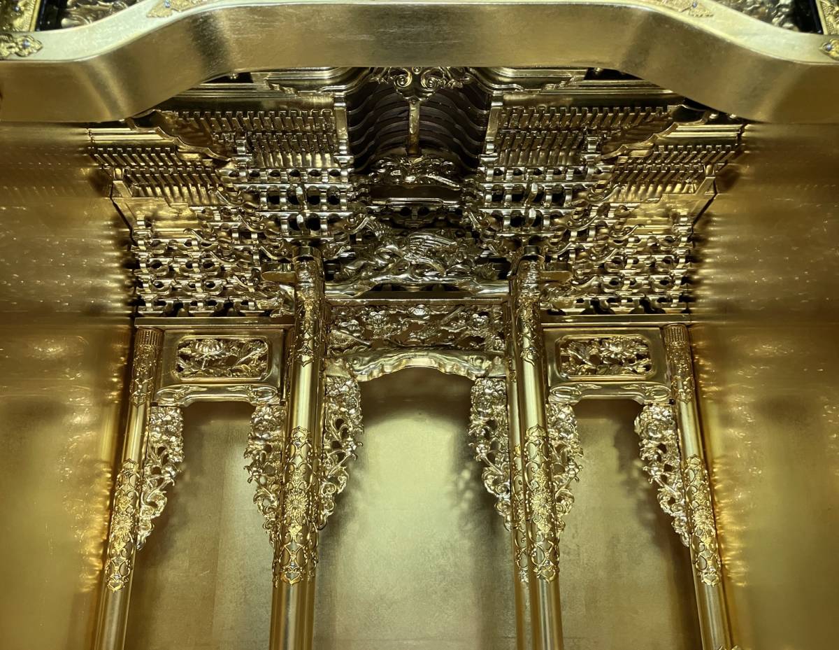 High-Grade Otani-ha Gold Butsudan Altar Cabinet — Two-Tier Guden Sanctuary Architecture, Black Lacquer Exterior & Gold Interior (Approx. 140.8 cm) — Estate-Scale Domestic Shrine