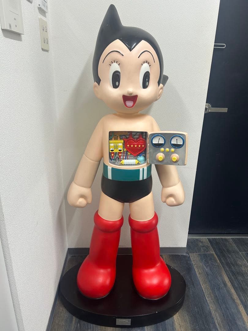 Astro Boy Life Size Statue Limited Edition 9/100 Tezuka Productions 145cm Mechanical Chest Display Figure