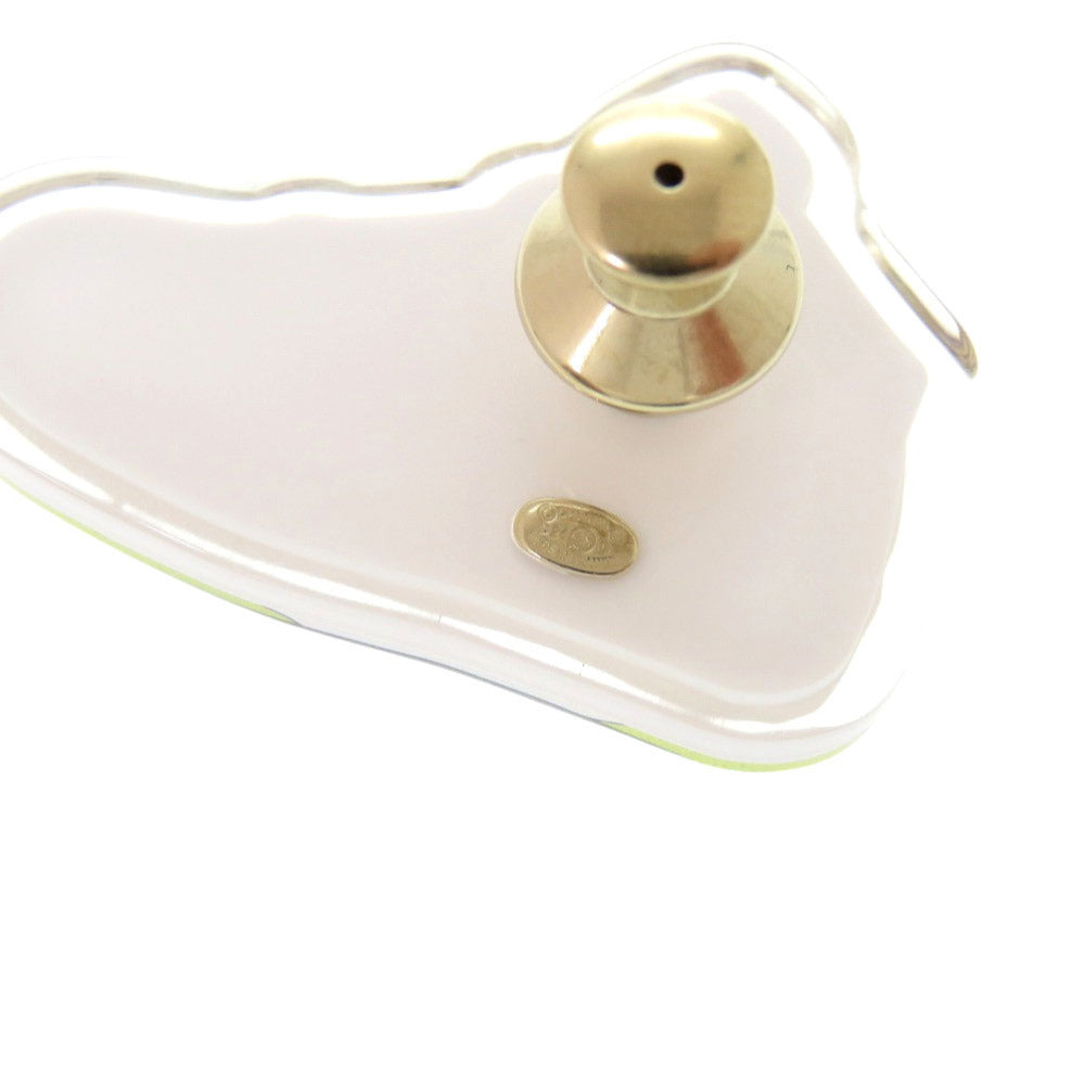 Chanel Sneaker Brooch, Multicolour Resin High-Top with CC, Cruise 2024 (24C), view 3