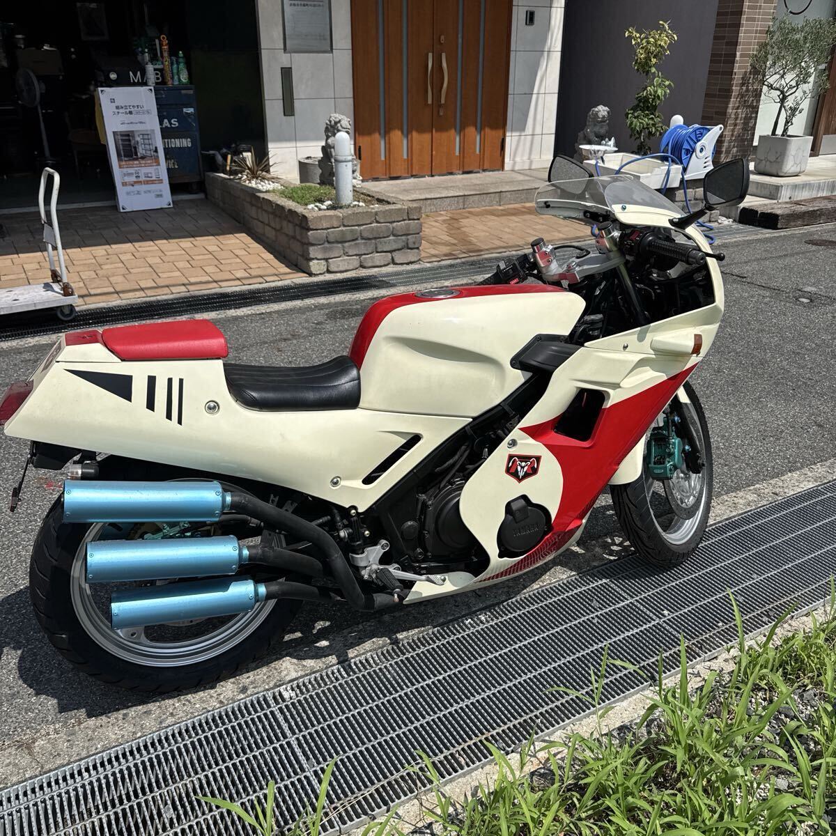 Museum Grade Kamen Rider Cyclone Custom Motorcycle — Full-Scale Showa Hero Replica Bike, Display & Rideable