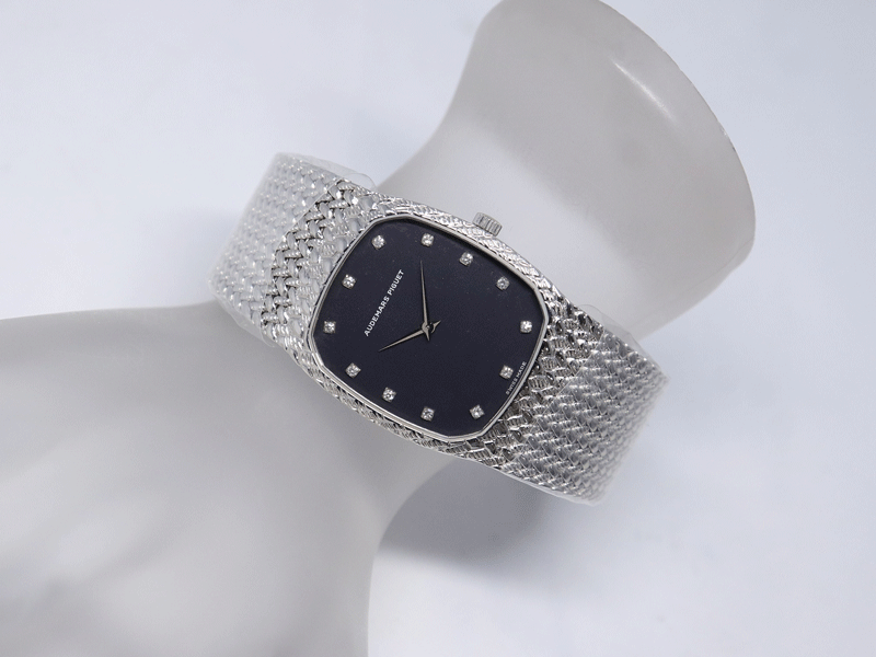 Audemars Piguet Cobra 18K White Gold · Black 12-Diamond Dial · 76.7g · Integrated Bracelet Vintage Watch