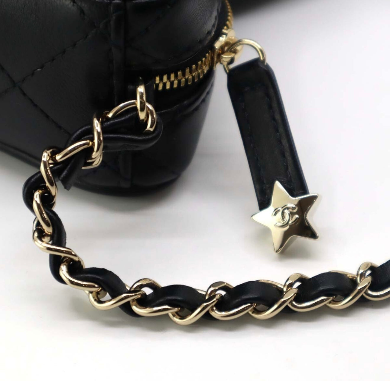 CHANEL AS4579 Star Bag 23K Black Lambskin Chain Shoulder Bag – Unused S-Rank | Rare Novelty Iconic Shape with Gold CHANEL Logo