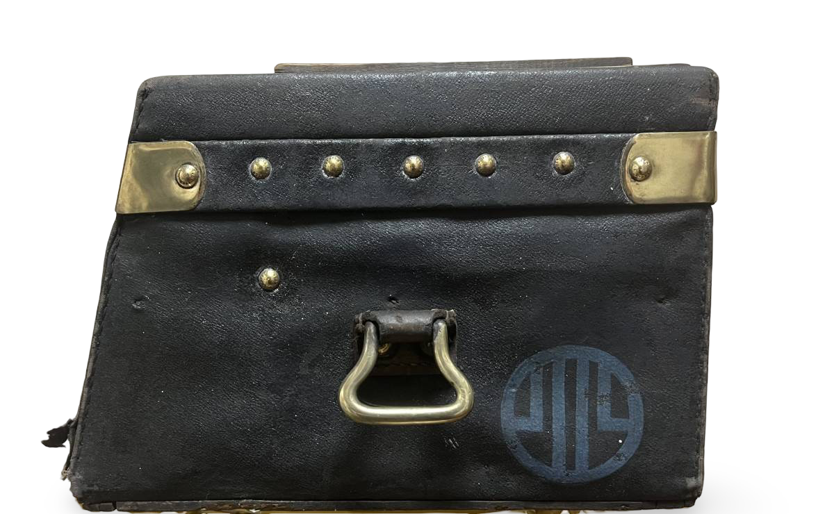 1910s Louis Vuitton Antique Motor Trunk · Black Canvas Brass Hardware · Early Automotive Bespoke Luggage · Museum-Grade Collector Artifact