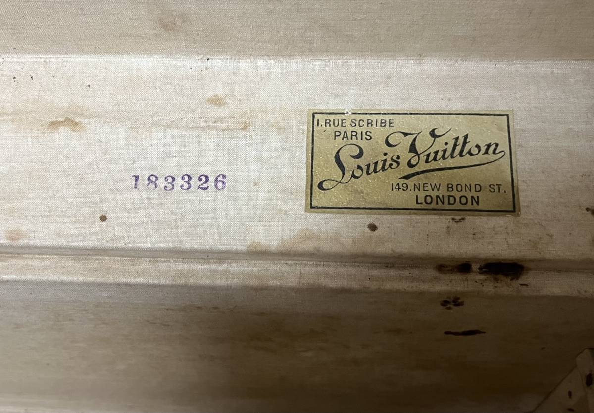 1910s Louis Vuitton Antique Motor Trunk · Black Canvas Brass Hardware · Early Automotive Bespoke Luggage · Museum-Grade Collector Artifact