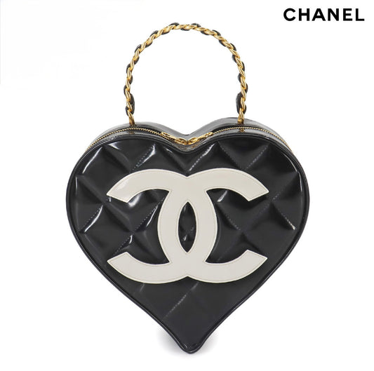 CHANEL Vintage Matelassé Heart Vanity Bag – Black × White Enamel with Gold Hardware – Iconic CC Logo, Rare Collectible 90261096