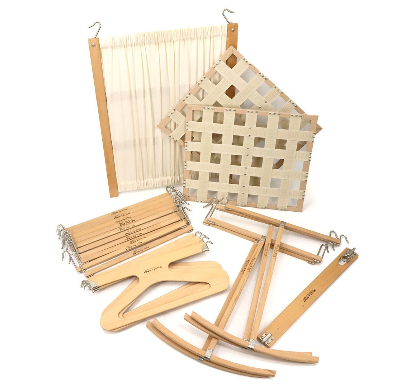 Louis Vuitton Vintage Monogram Wardrobe Trunk · Full Interior Closet System · Drawers + Hangers Set · Heritage Travel Icon · Museum-Level Piece