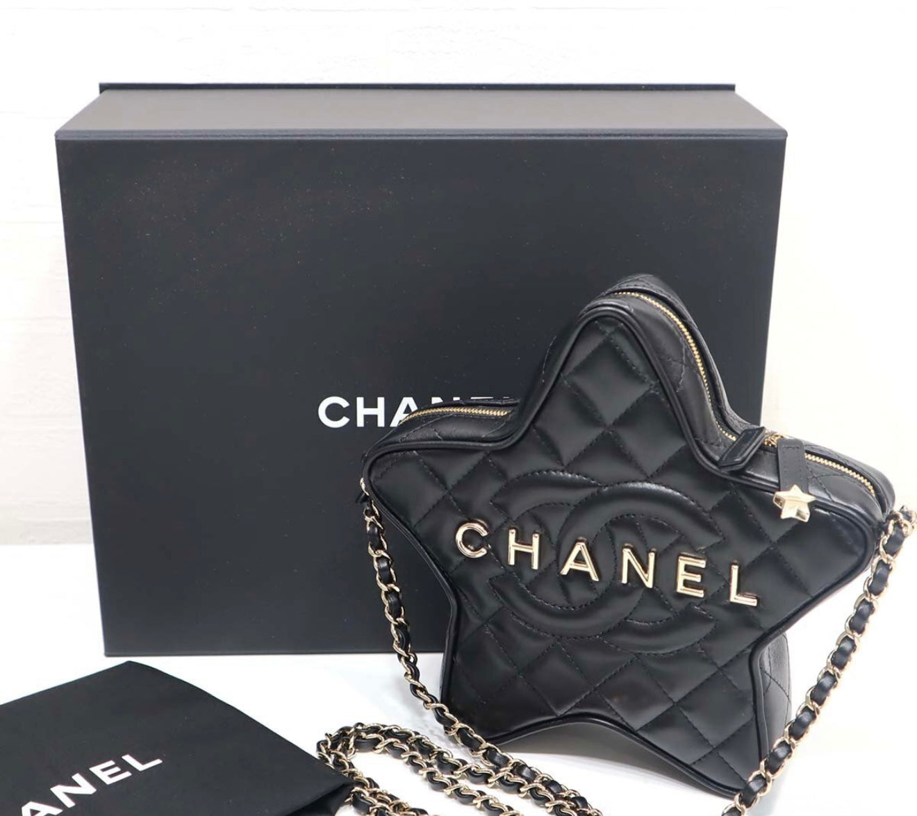 CHANEL AS4579 Star Bag 23K Black Lambskin Chain Shoulder Bag – Unused S-Rank | Rare Novelty Iconic Shape with Gold CHANEL Logo