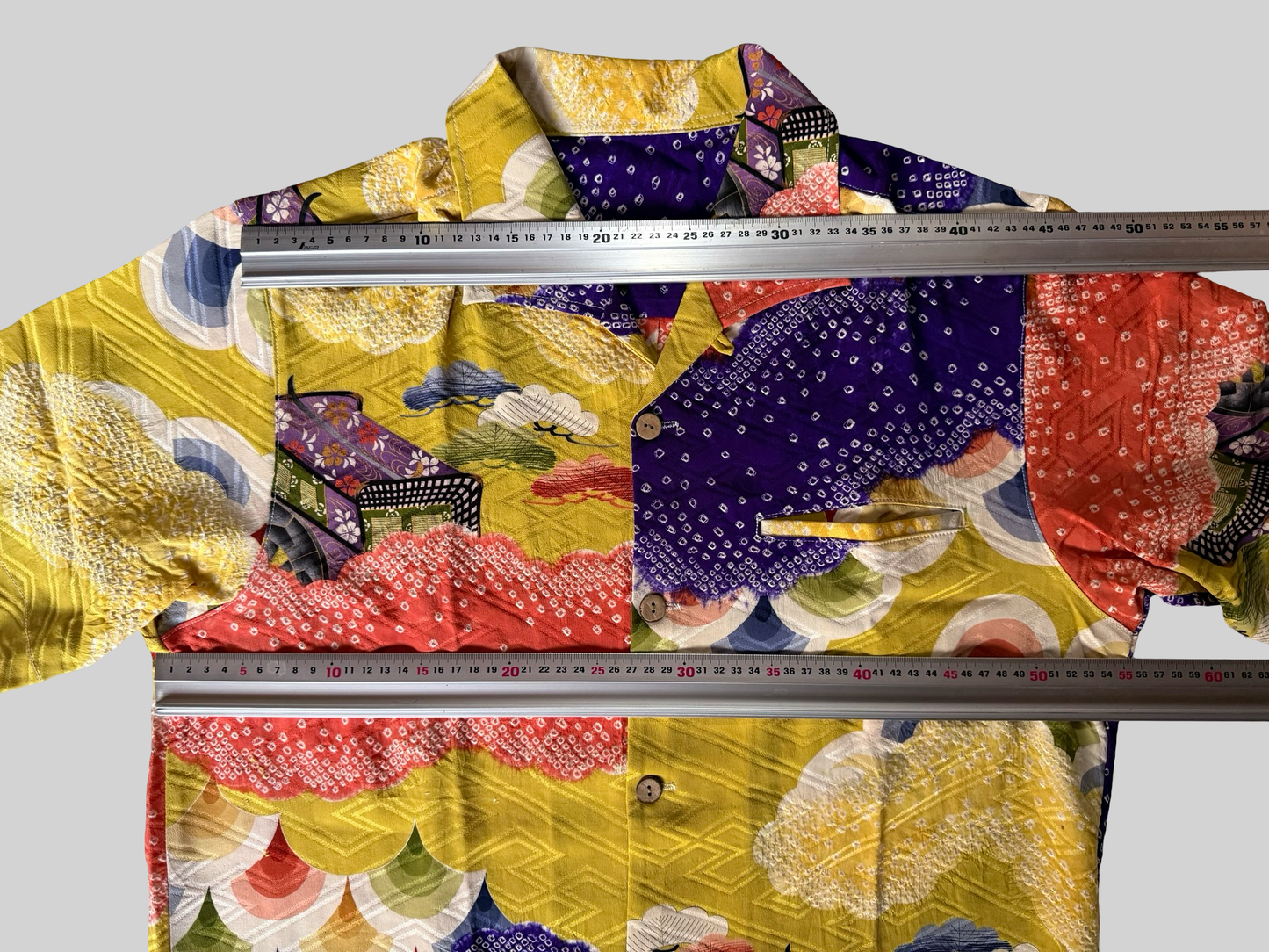 Kimono Remake Silk Aloha Shirt Gosho Guruma Imperial Carriage Shibori Cloud Pattern Handmade Japanese Vintage Textile L