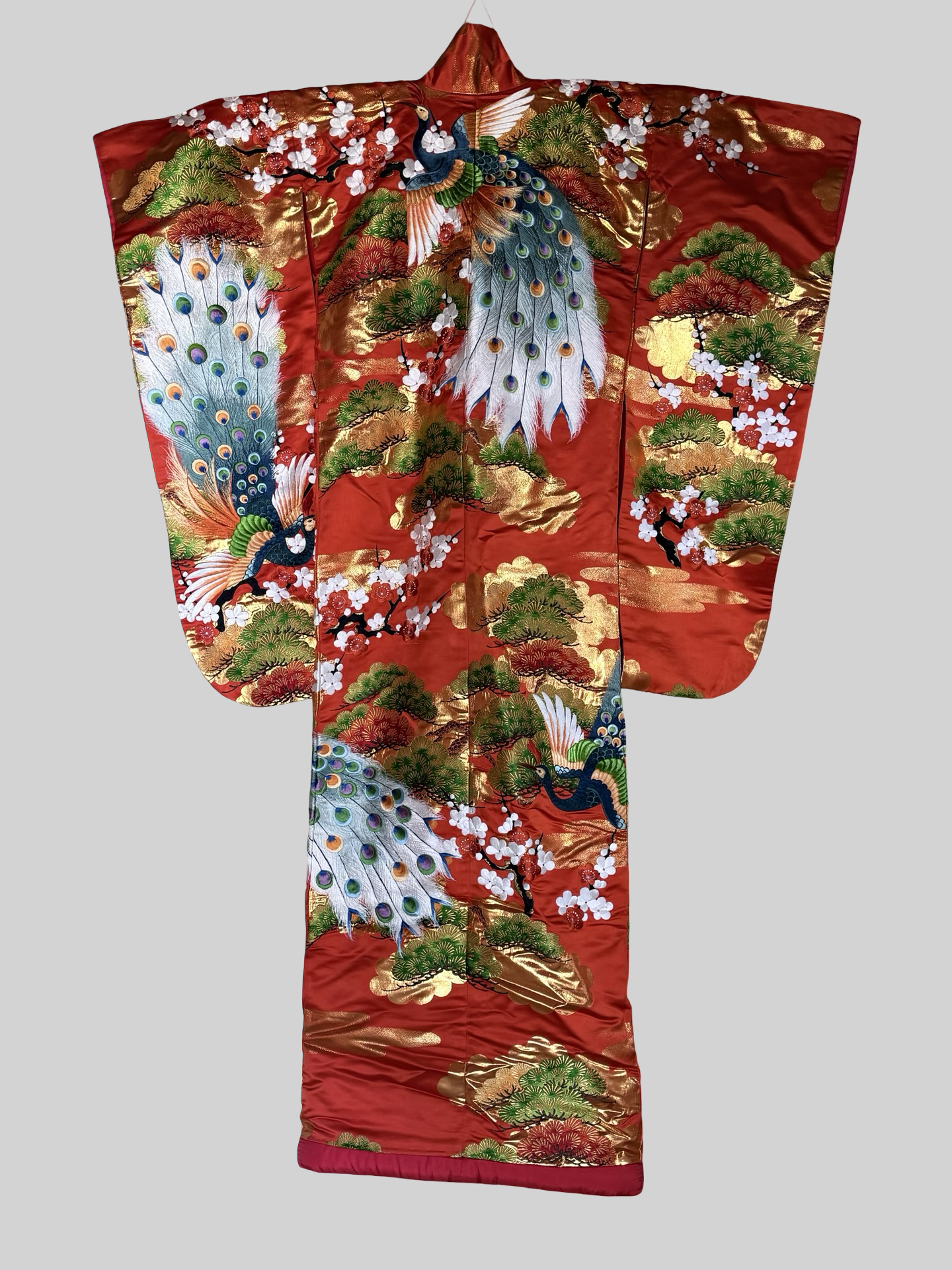 Vintage Uchikake Wedding Kimono Phoenix Silk Embroidered Bridal Robe Japanese Red Gold Brocade Crane Kimono Gown