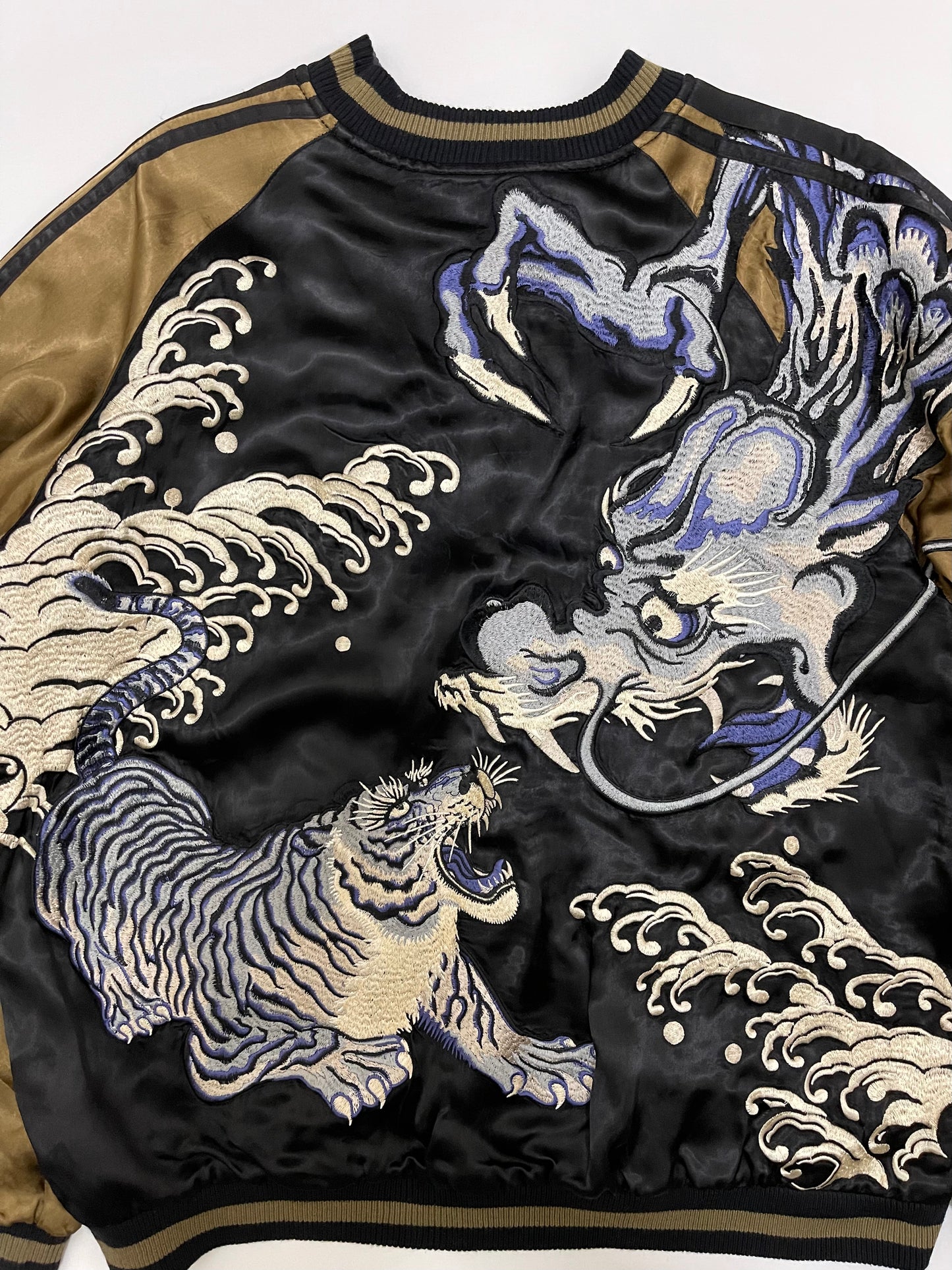 SATORI Japanese Yakuza Street Fashion Tiger Vs. Dragon Hokusai Wave Nami Ukiyoe Tattoo Art Design Yokosuka Jumper Reversible Embroidered Embroidery Sukajan Souvenir Sukajum Skajum Jacket ( Size : XL )