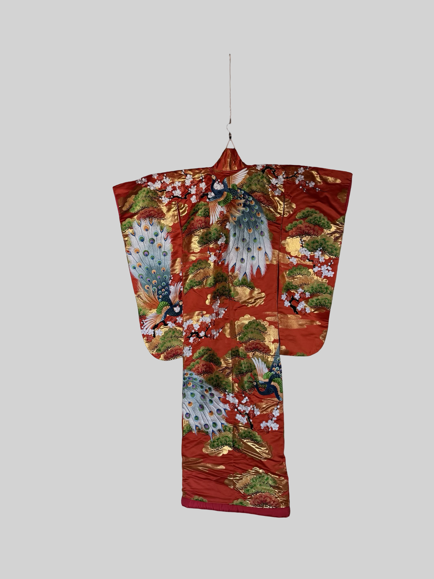 Vintage Uchikake Wedding Kimono Phoenix Silk Embroidered Bridal Robe Japanese Red Gold Brocade Crane Kimono Gown