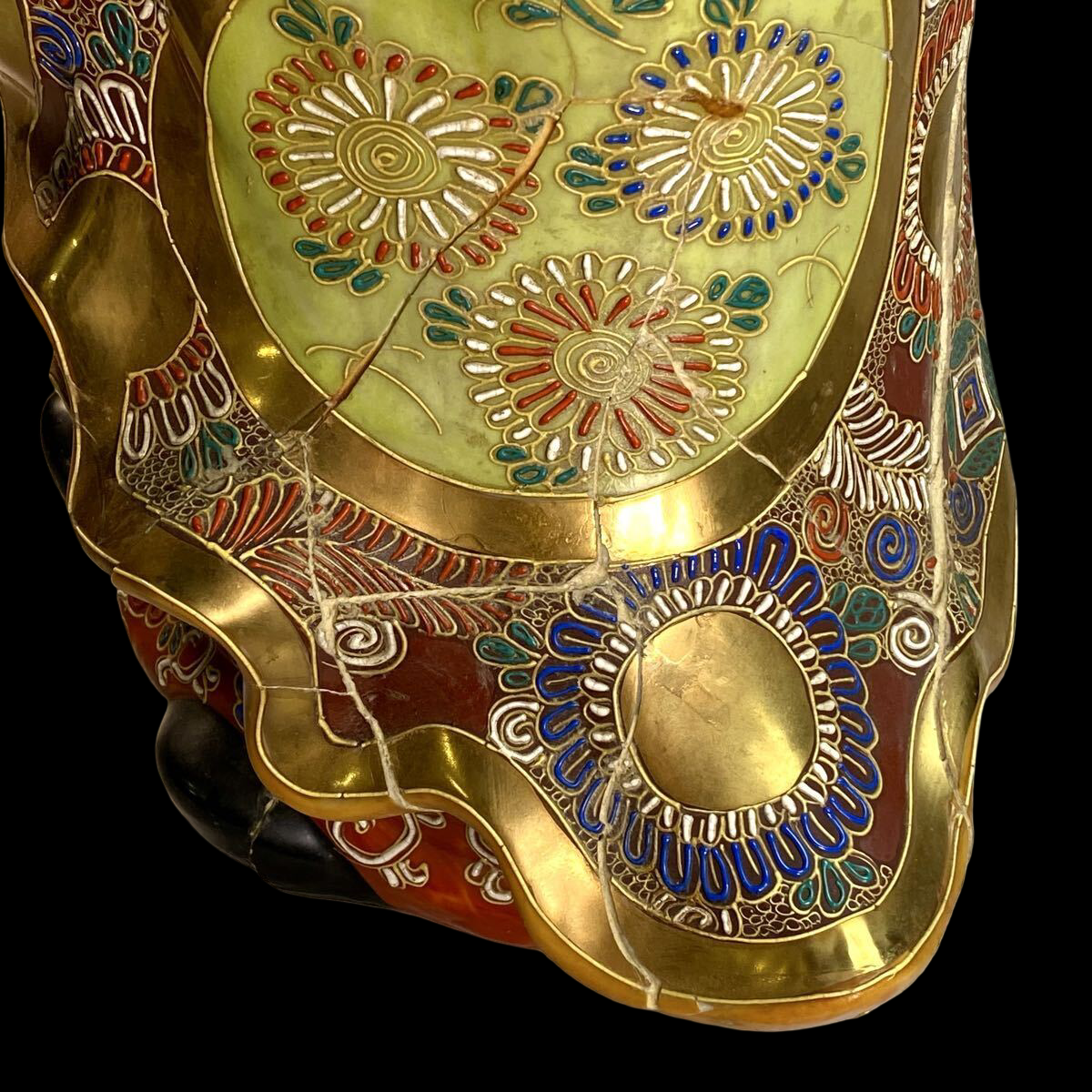 Large Kutani-Style Japanese Polychrome Figure, Daruma Monk Buddha Scholar / Immortal Motif, Monumental Display Sculpture (77 cm)