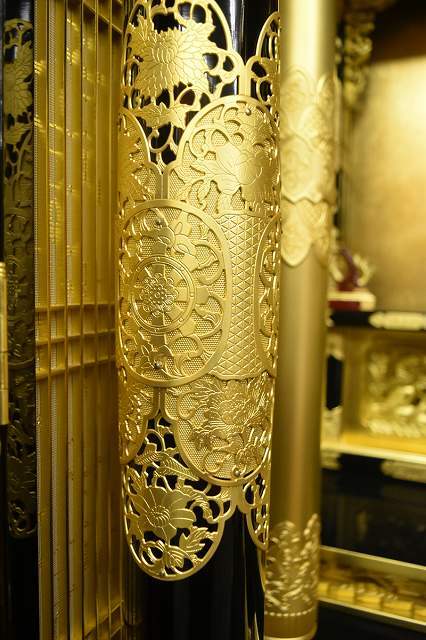 Monumental Otani-ha Guden-Style Gold Butsudan (Jodo Shinshu, Higashi Lineage) — Black Lacquer Exterior, Full Gold Interior — Estate-Scale Architectural Altar Cabinet (122W × 177H × 80D cm)