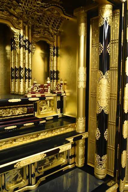 Monumental Otani-ha Guden-Style Gold Butsudan (Jodo Shinshu, Higashi Lineage) — Black Lacquer Exterior, Full Gold Interior — Estate-Scale Architectural Altar Cabinet (122W × 177H × 80D cm)