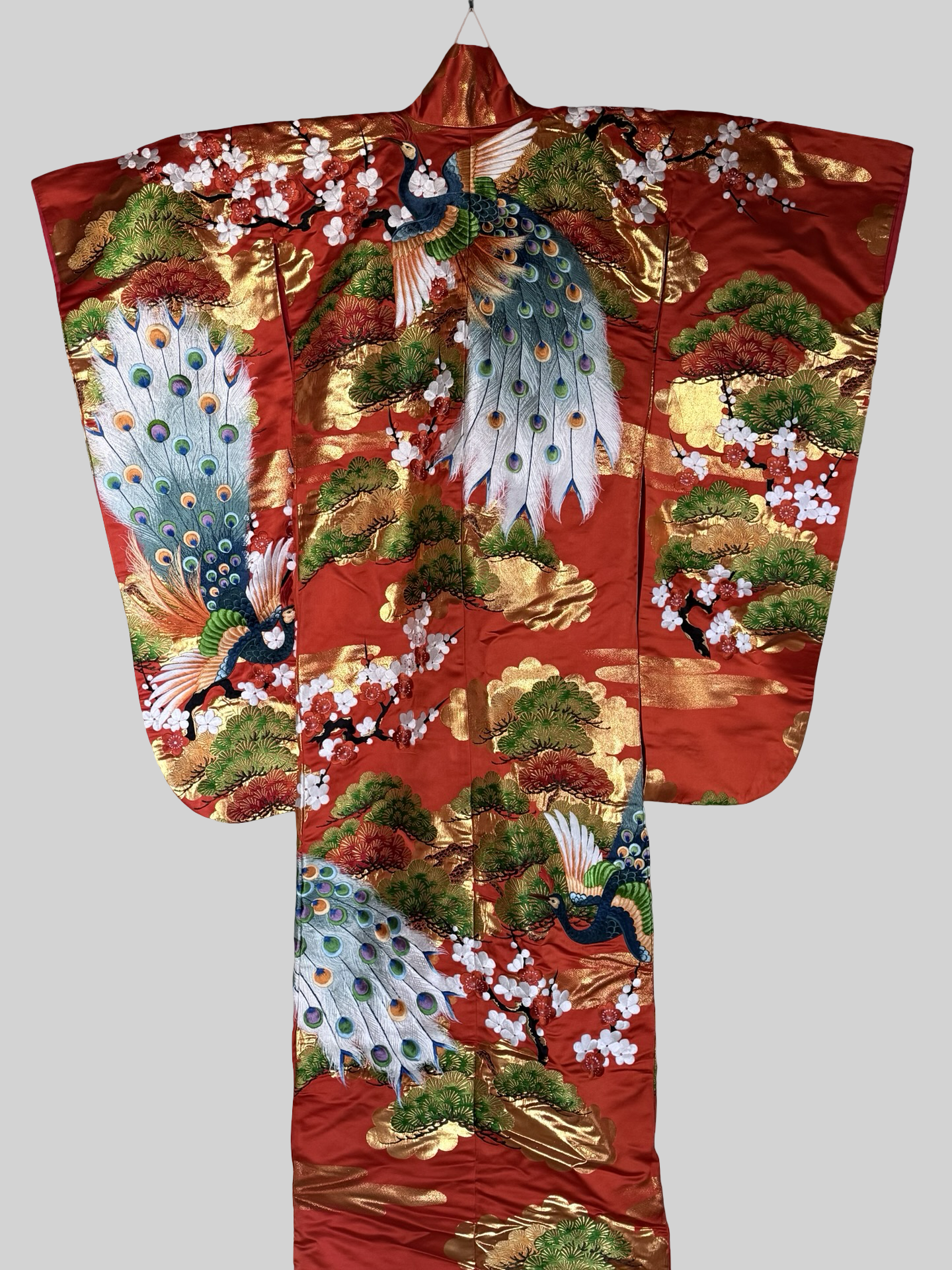 Vintage Uchikake Wedding Kimono Phoenix Silk Embroidered Bridal Robe Japanese Red Gold Brocade Crane Kimono Gown