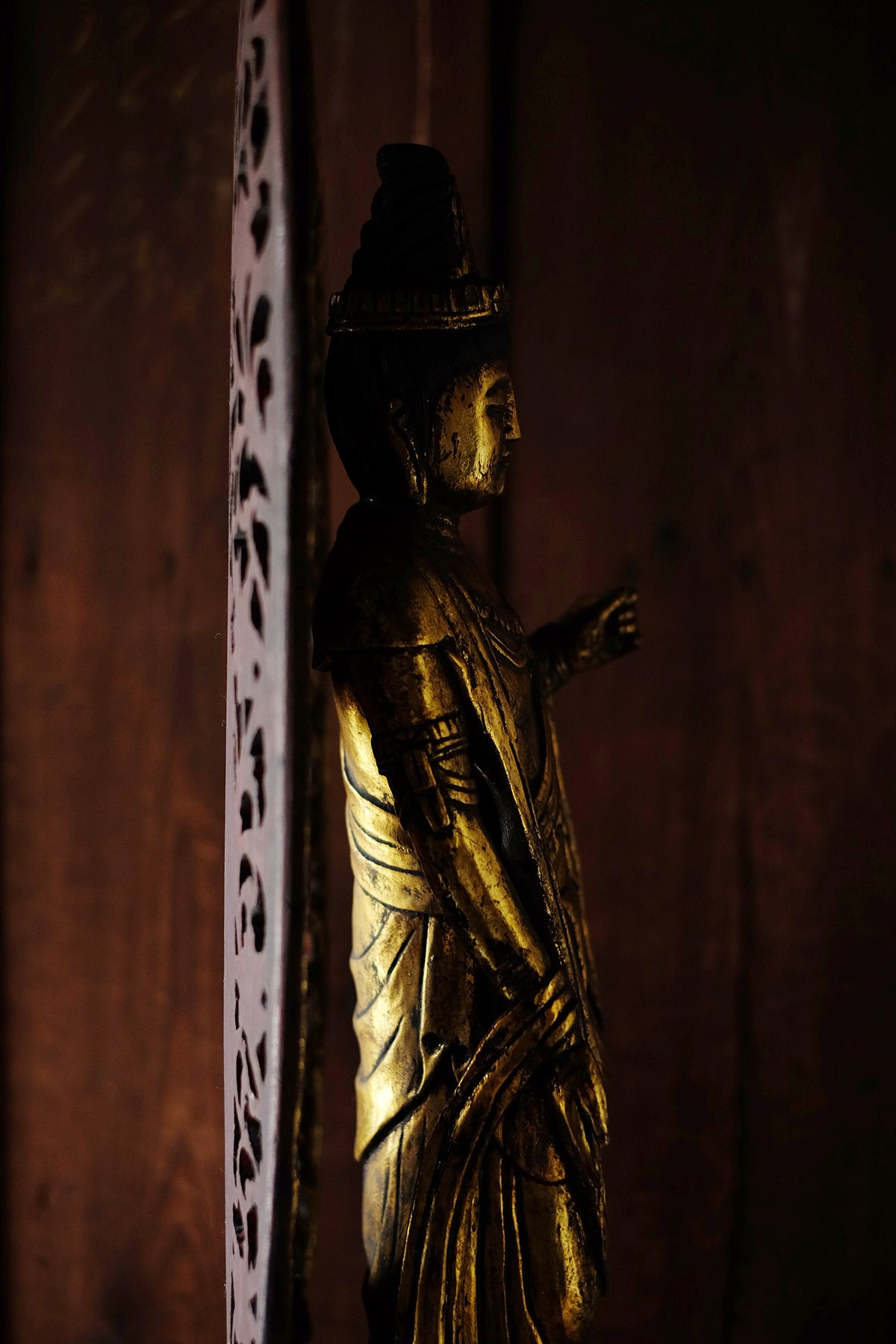 Vintage Japanese Giltwood Kannon Bosatsu Statue | Carved Lotus Pedestal, Openwork Mandorla, Buddhist Altar Sculpture