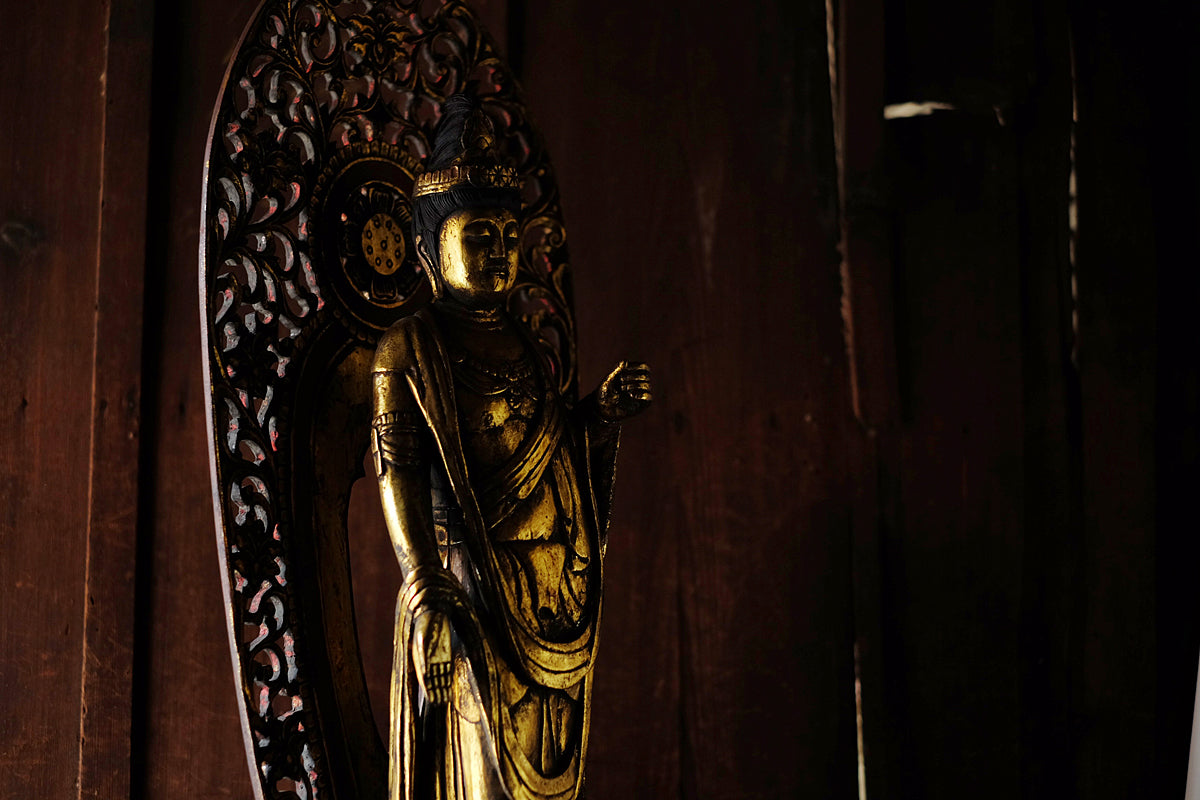 Vintage Japanese Giltwood Kannon Bosatsu Statue | Carved Lotus Pedestal, Openwork Mandorla, Buddhist Altar Sculpture