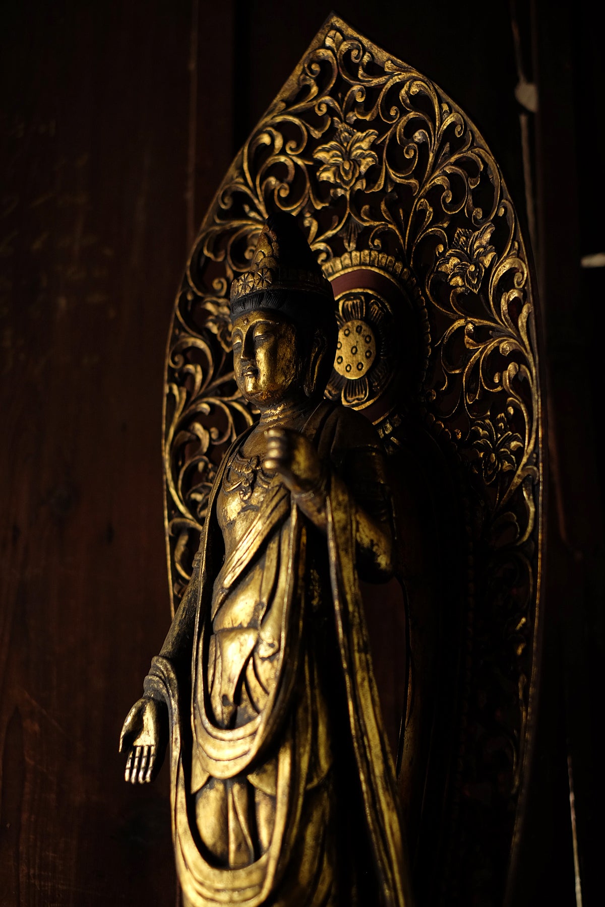 Vintage Japanese Giltwood Kannon Bosatsu Statue | Carved Lotus Pedestal, Openwork Mandorla, Buddhist Altar Sculpture