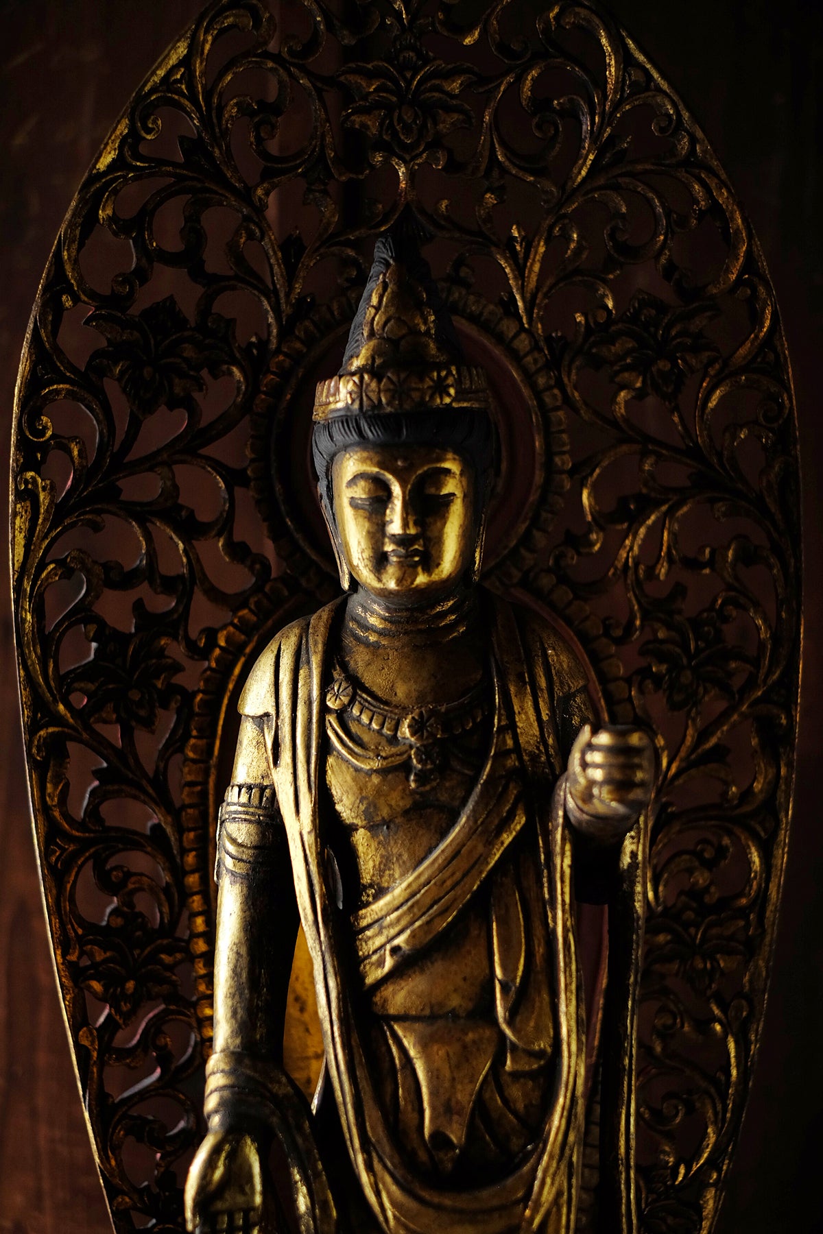 Vintage Japanese Giltwood Kannon Bosatsu Statue | Carved Lotus Pedestal, Openwork Mandorla, Buddhist Altar Sculpture