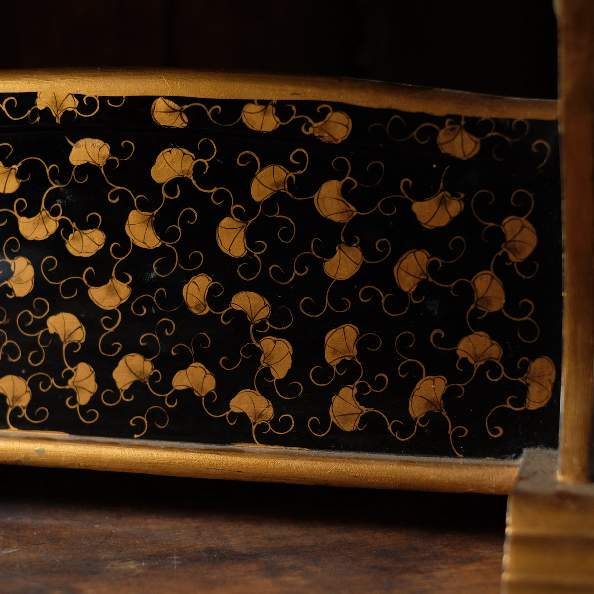 Edo-Period Black Japanese Katana-Kake with Gold Maki-e Lacquer, Samurai Sword Stand Rack