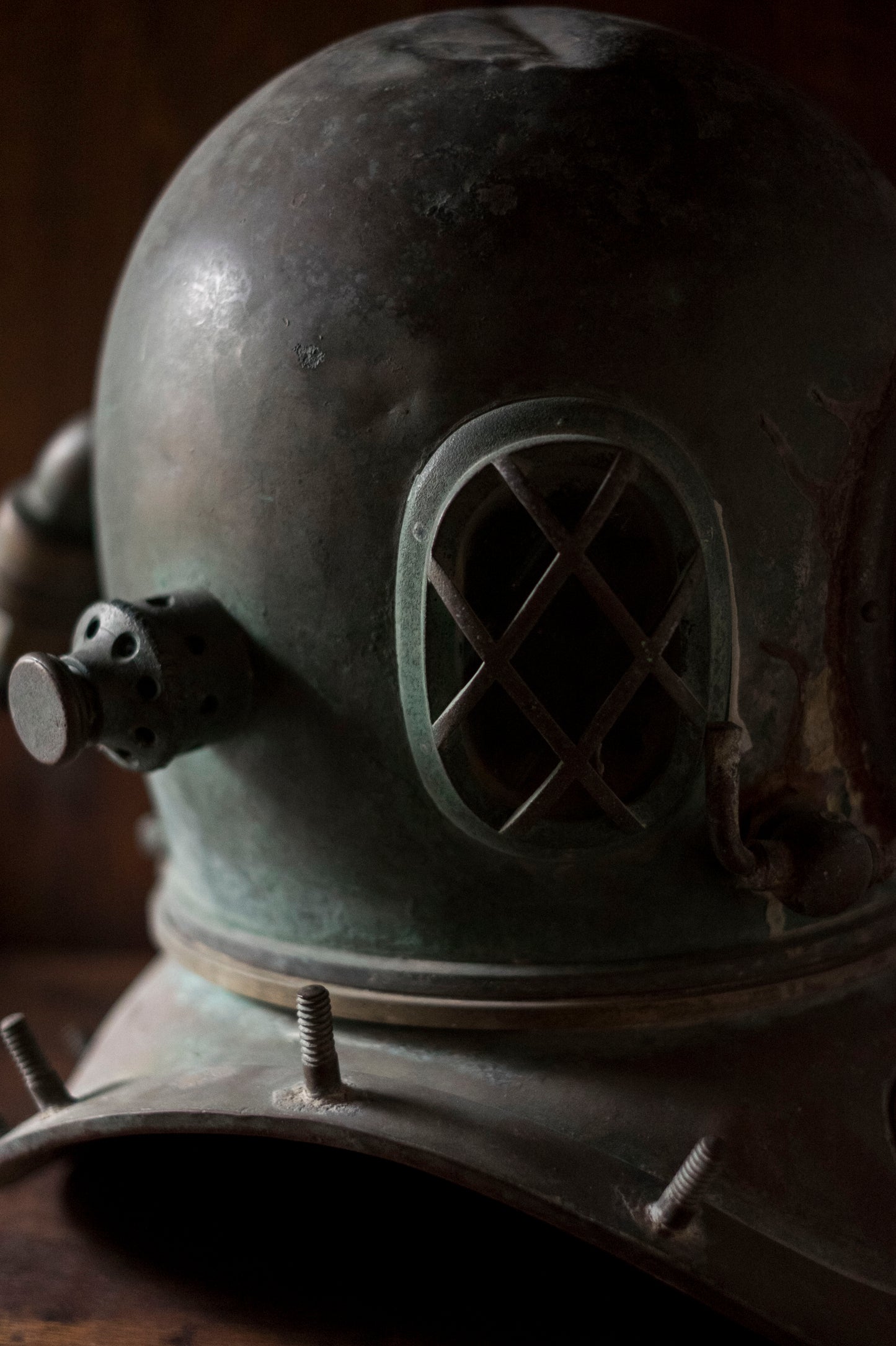Antique Japanese TOA Diving Helmet Bronze Shōwa Era Commercial Diver Helmet Industrial Maritime Artifact Authentic Patina