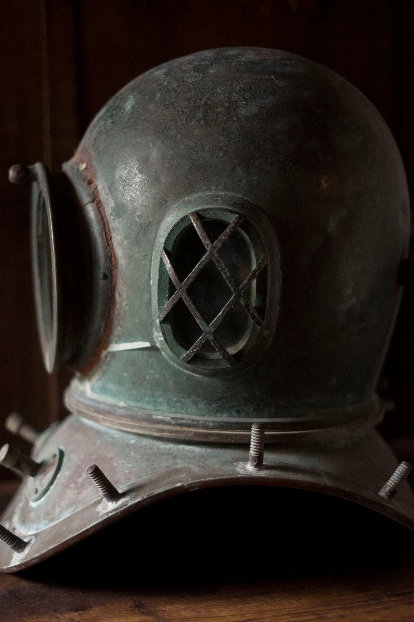 Antique Japanese TOA Diving Helmet Bronze Shōwa Era Commercial Diver Helmet Industrial Maritime Artifact Authentic Patina