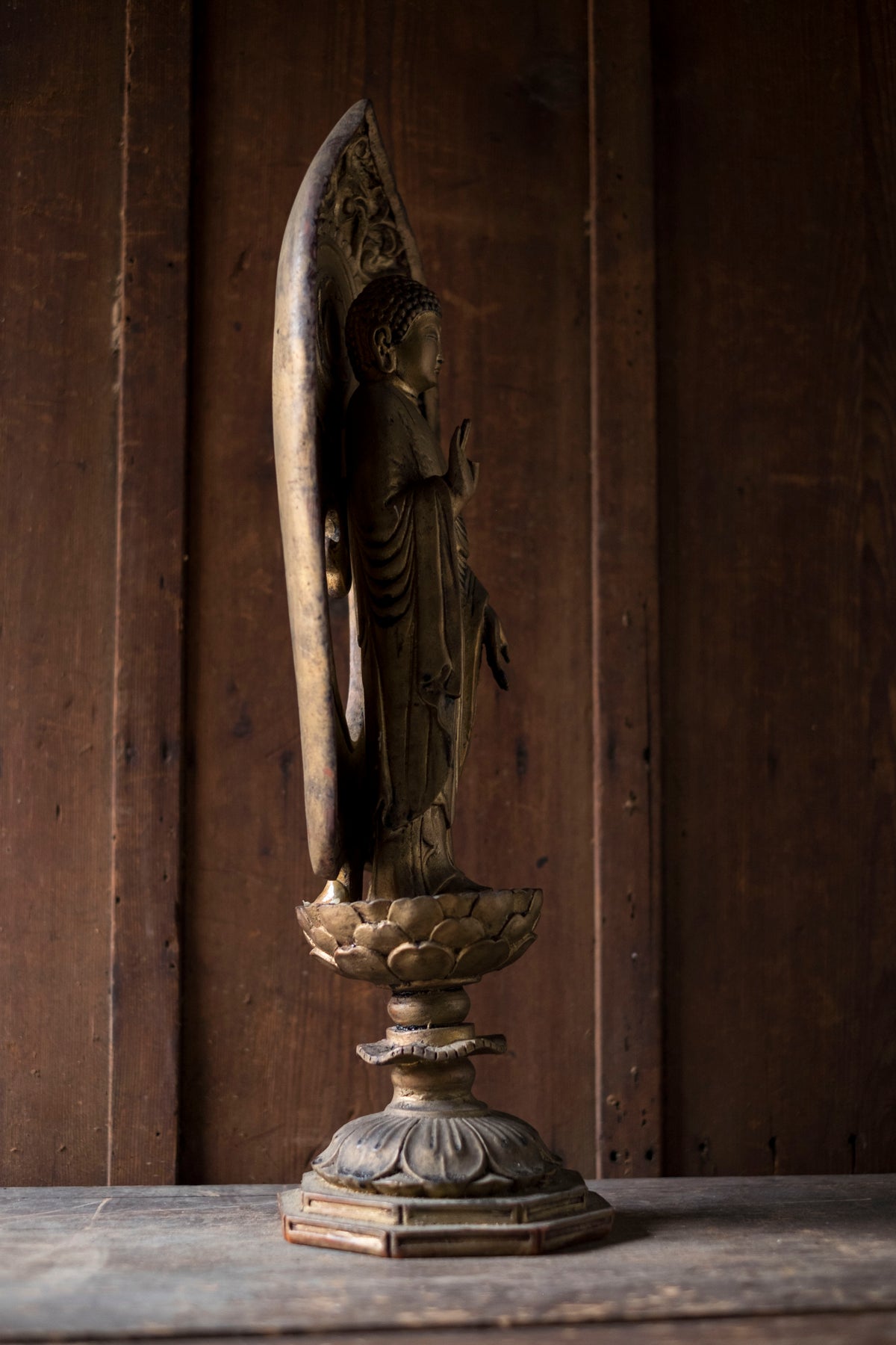 Vintage Japanese Shaka Nyorai Gilt Wood Buddha Statue with Mandorla | 49 cm Shakyamuni Buddhist Sculpture