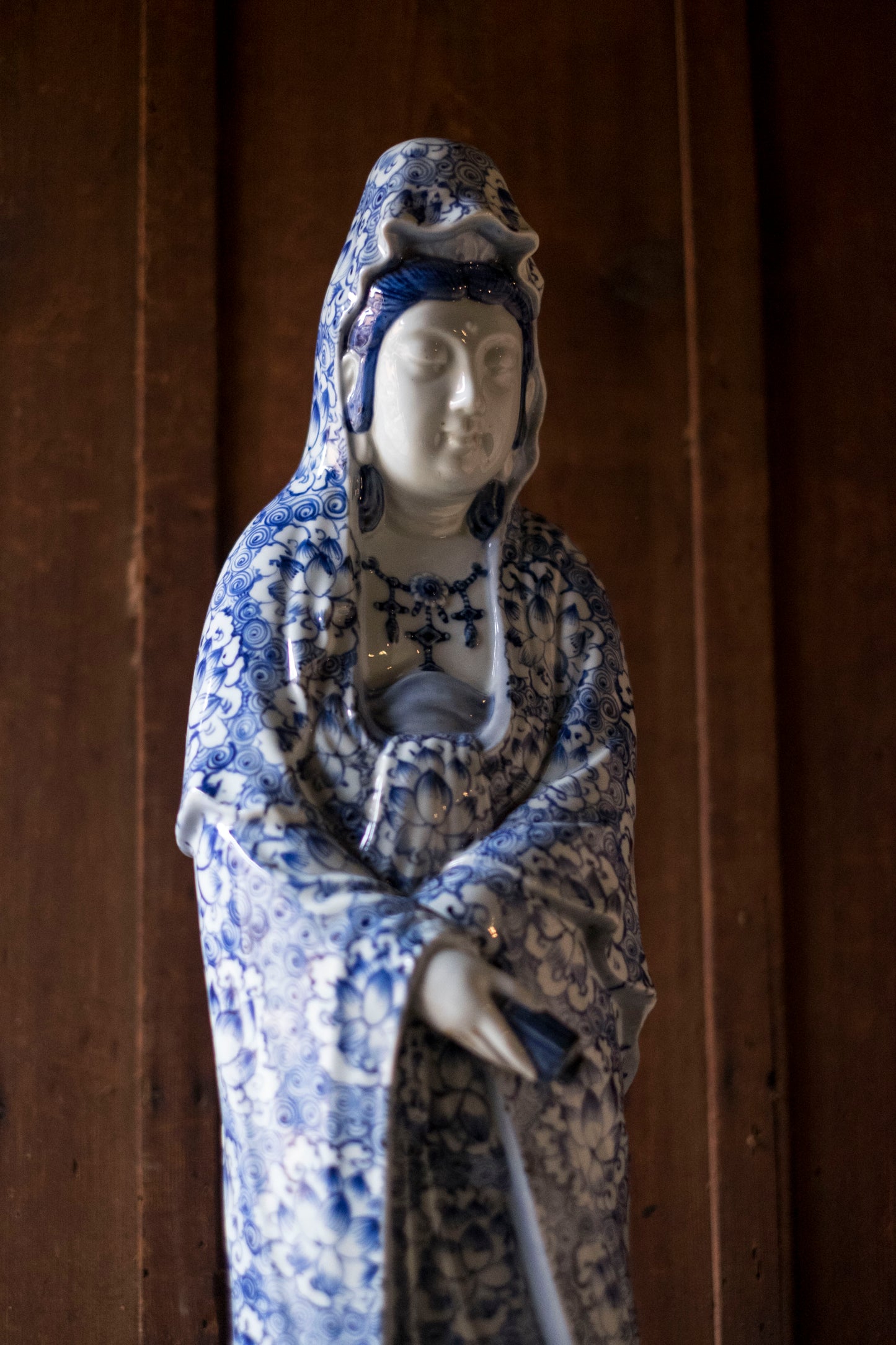 Japanese Kutani Kannon Sama Buddha Buddhist God Porcelain Ceramic Statue