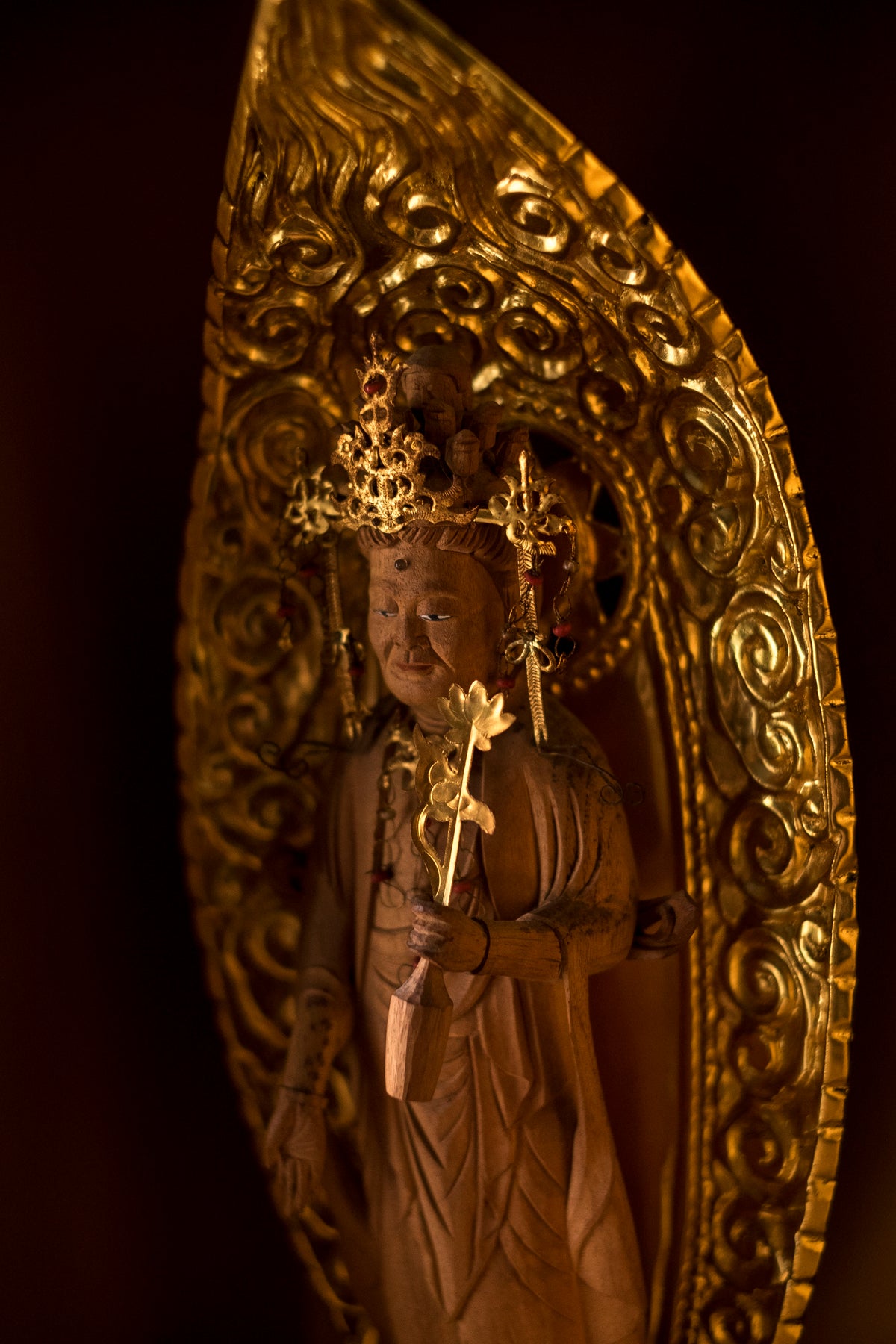 Vintage Japanese Kannon Zushi Shrine Large Gilt Wood Buddhist Altar Cabinet Kannon Bosatsu Lotus Mandorla Statue