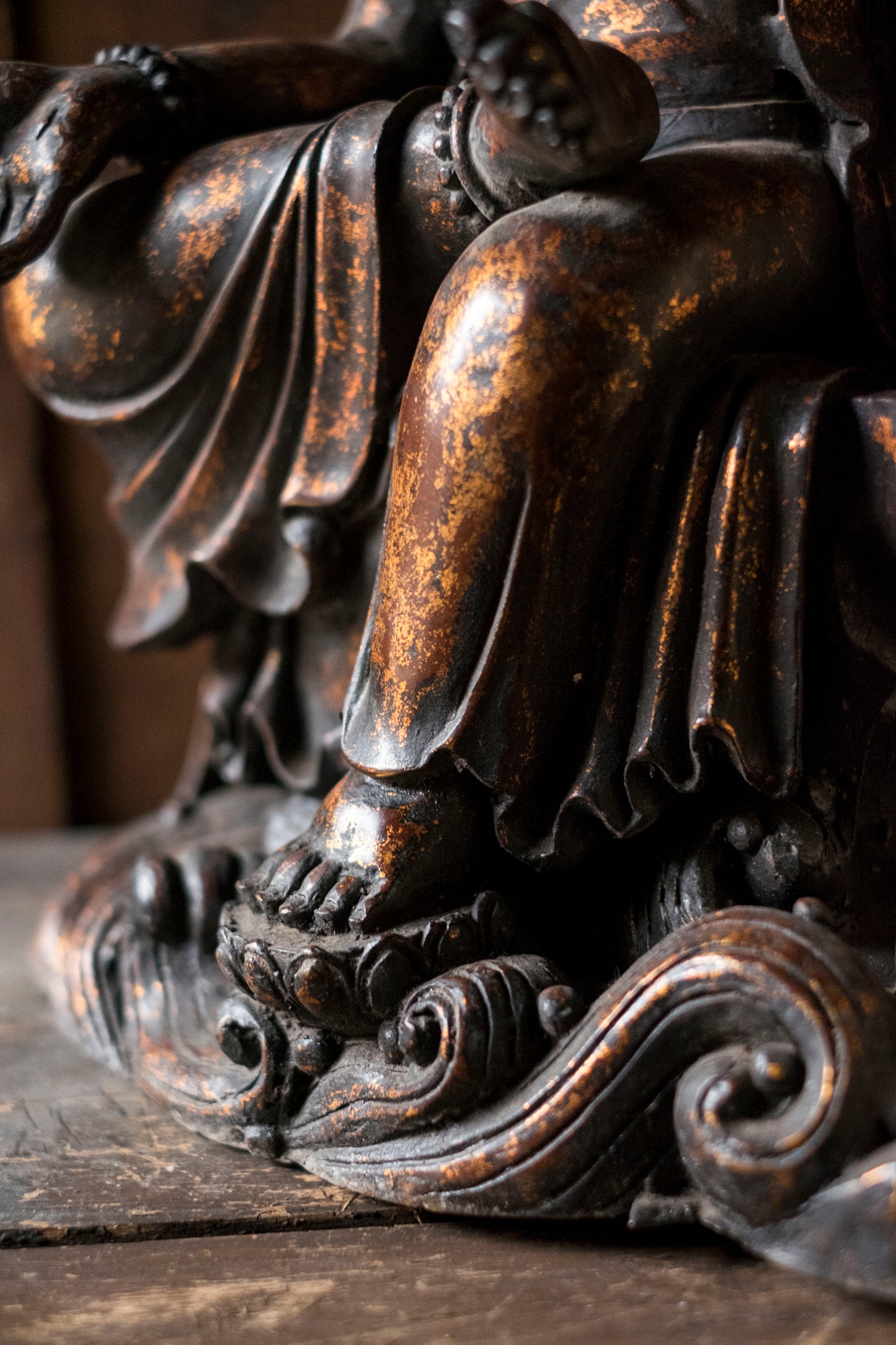 Monumental Seated Bodhisattva Figure (Guanyin  Avalokiteshvara, Royal Ease Pose) — Chinese  Sino-Tibetan School (Assessment)