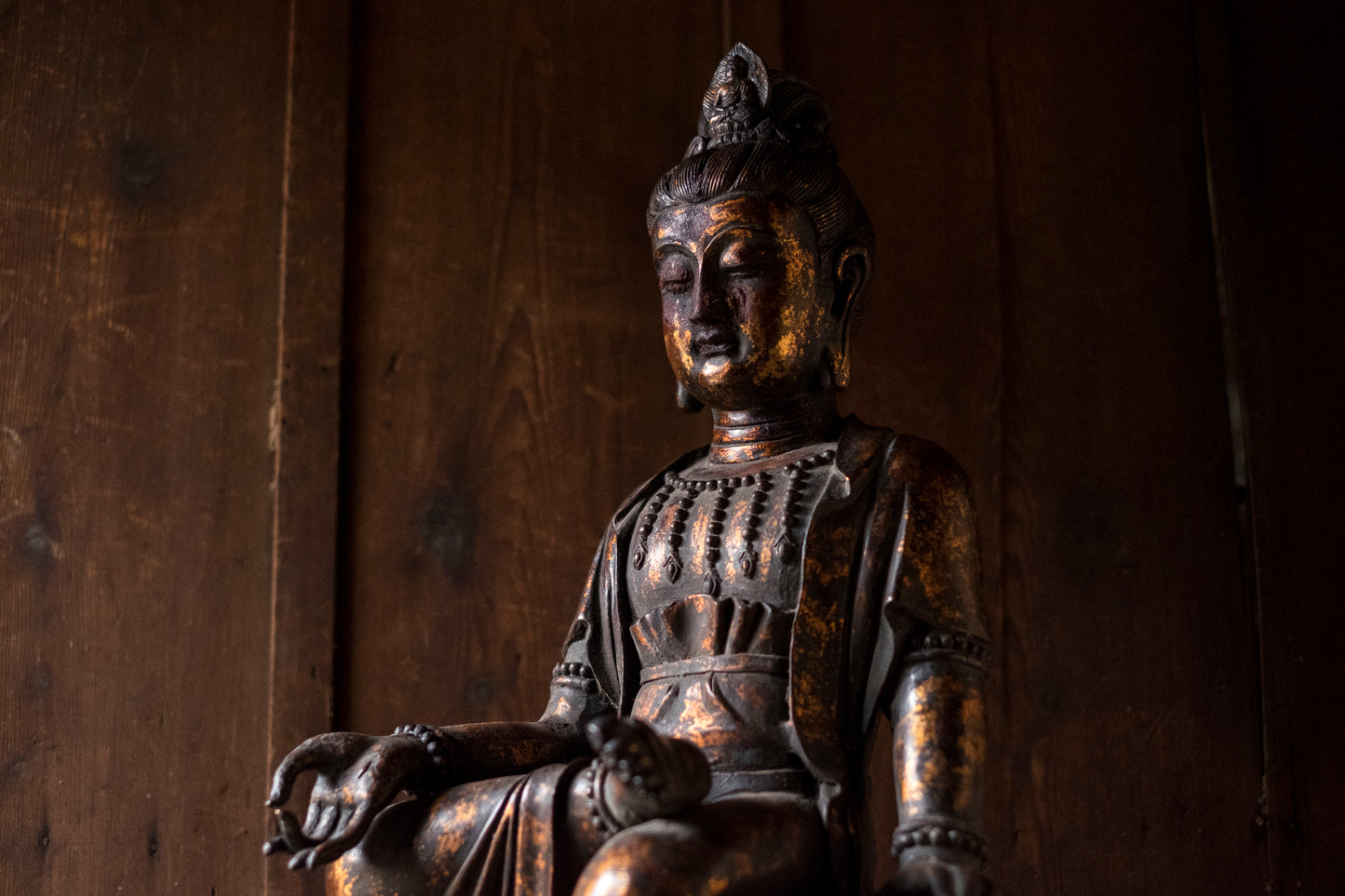 Monumental Seated Bodhisattva Figure (Guanyin  Avalokiteshvara, Royal Ease Pose) — Chinese  Sino-Tibetan School (Assessment)