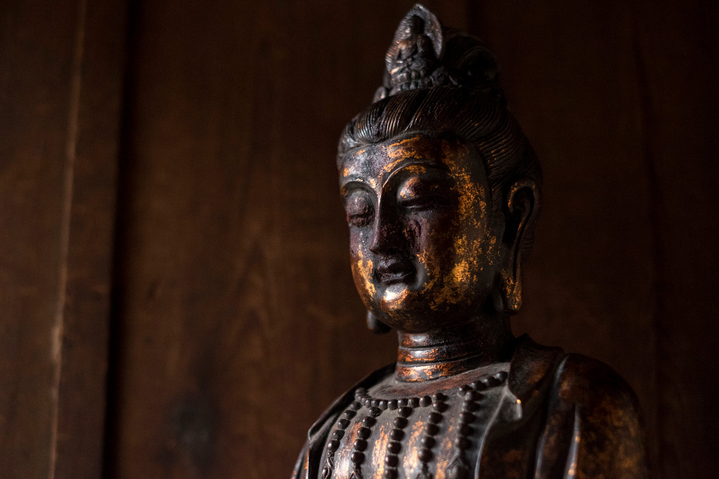 Monumental Seated Bodhisattva Figure (Guanyin  Avalokiteshvara, Royal Ease Pose) — Chinese  Sino-Tibetan School (Assessment)