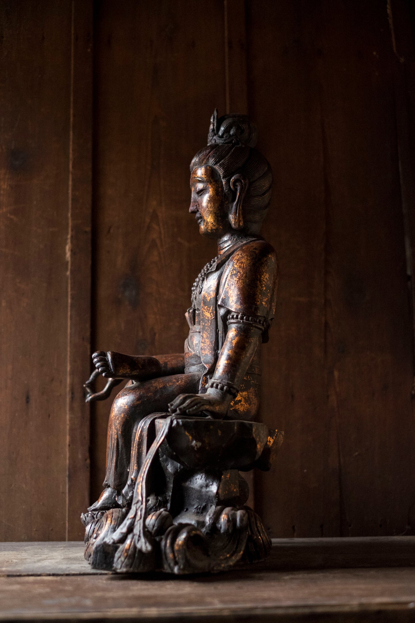 Monumental Seated Bodhisattva Figure (Guanyin  Avalokiteshvara, Royal Ease Pose) — Chinese  Sino-Tibetan School (Assessment)