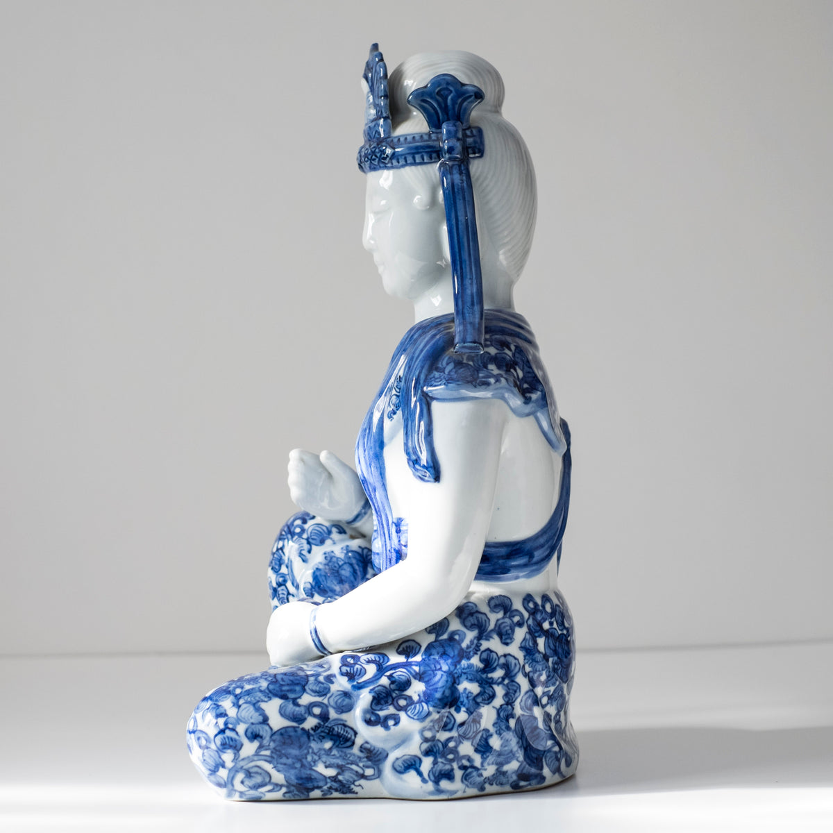 Vintage Blue White Porcelain Kannon Guanyin Statue, Seated Bodhisattva Buddhist Sculpture, Sometsuke Style Asian Art