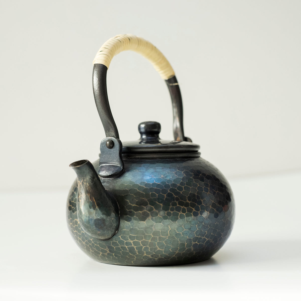 Vintage Japanese Tsuiki Doki Hammered Copper Kyusu Teapot with Woven Handle & Inscribed Wooden Box