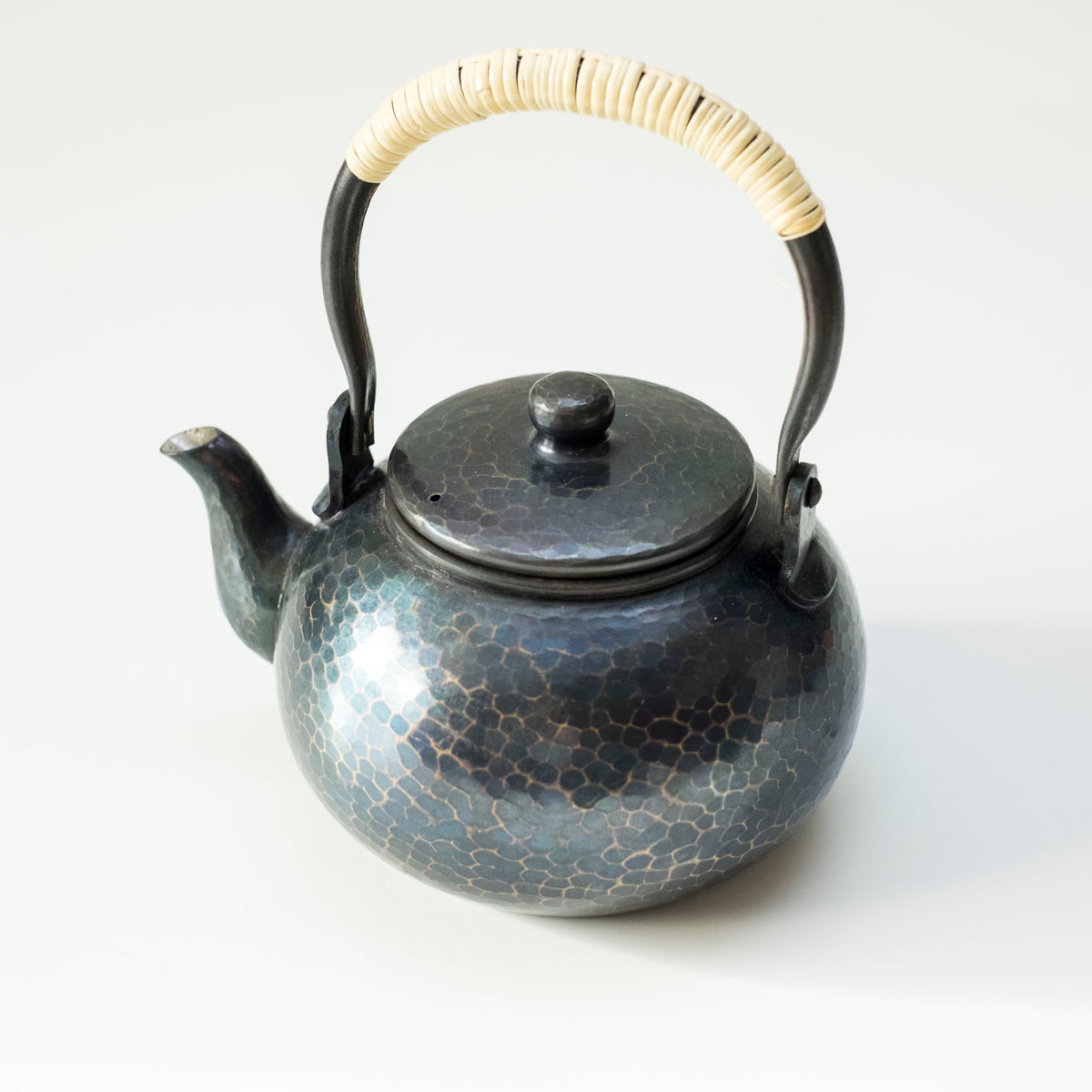 Vintage Japanese Tsuiki Doki Hammered Copper Kyusu Teapot with Woven Handle & Inscribed Wooden Box